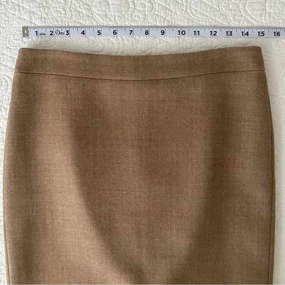J. Crew Women’s Tan Double Serge Wool No. 2 Pencil Skirt Size 4 - Picture 6 of 13